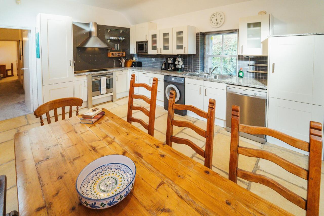 Delphi Lodge Cottages Лийнан Екстериор снимка